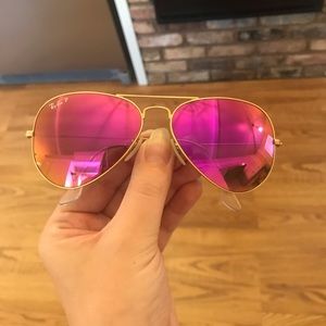 Hot pink/purple POLARIZED RayBan aviator